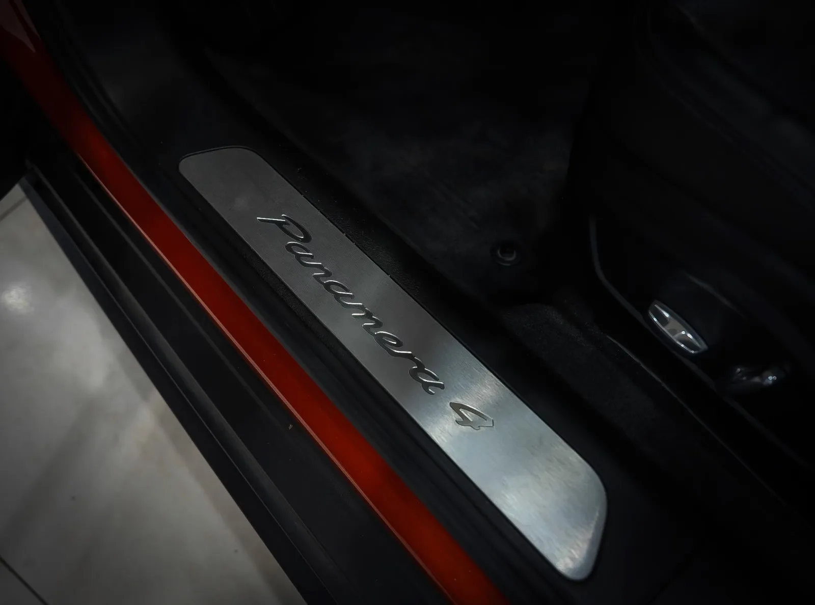 2020 Porsche Panamera 4 Sport Turismo, 11/23