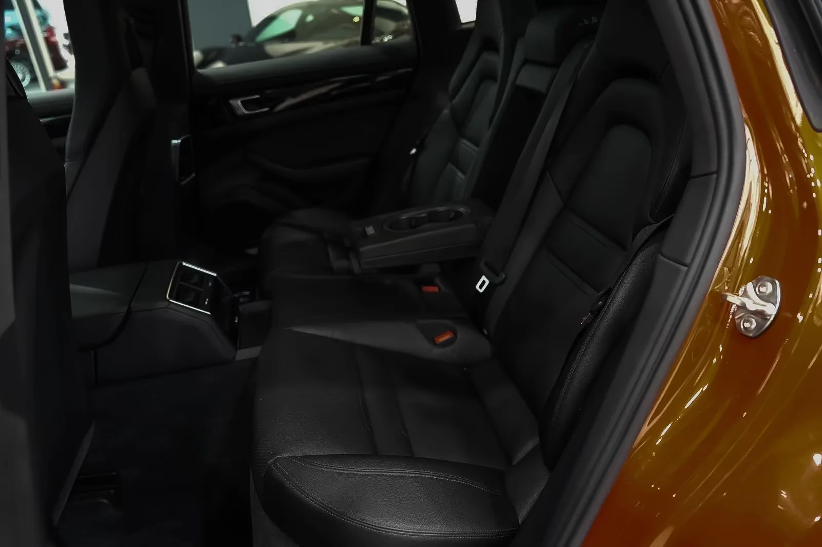 2020 Porsche Panamera 4 Sport Turismo, 14/23