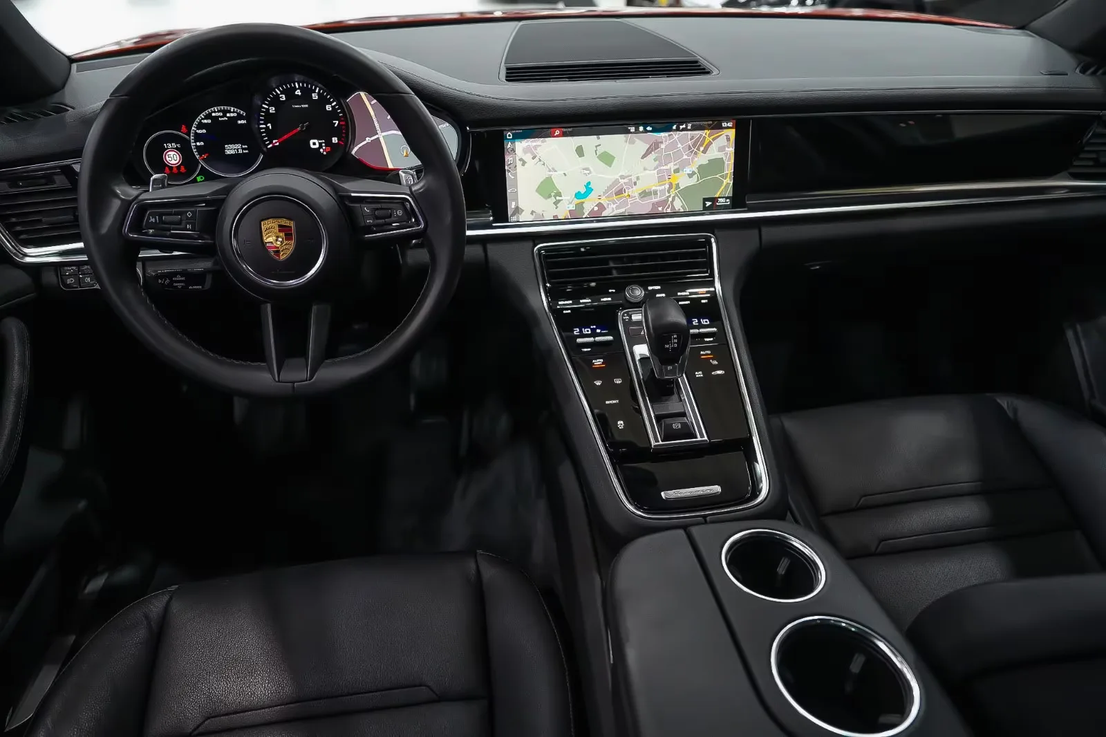 2020 Porsche Panamera 4 Sport Turismo, 15/23