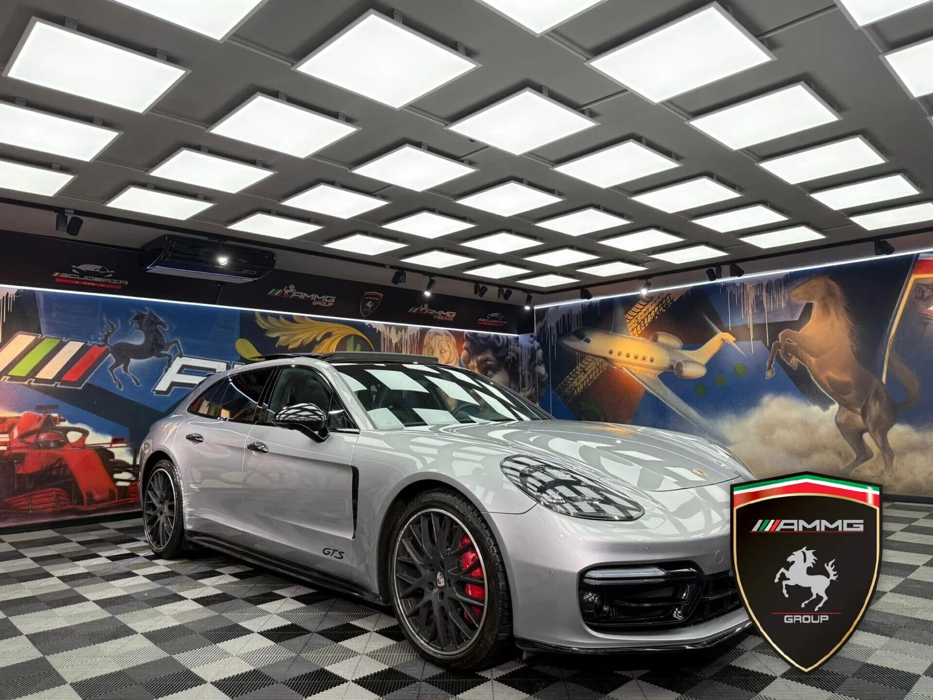 2020 Porsche Panamera GTS Sport Turismo, 3/15