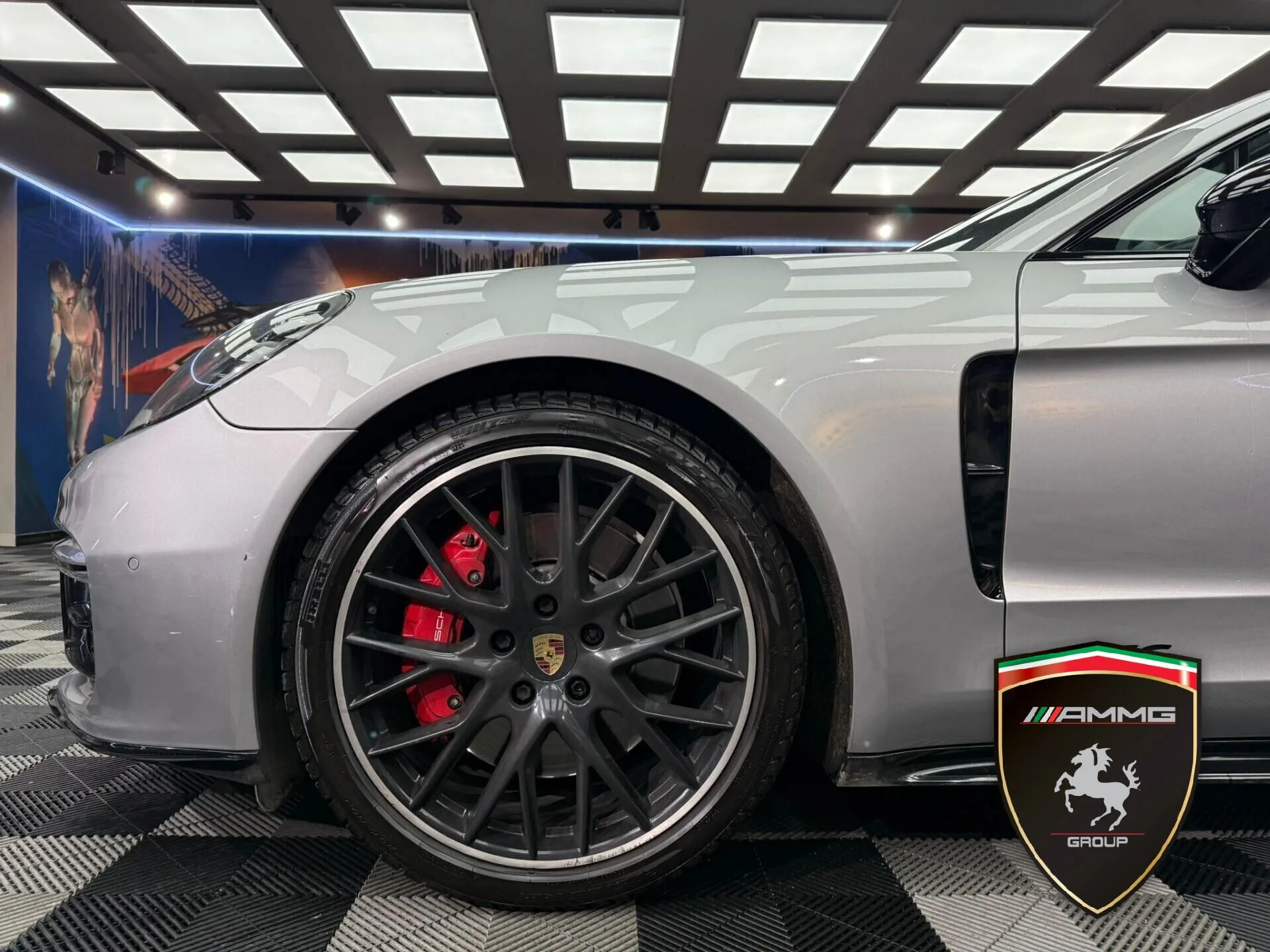 2020 Porsche Panamera GTS Sport Turismo, 5/15