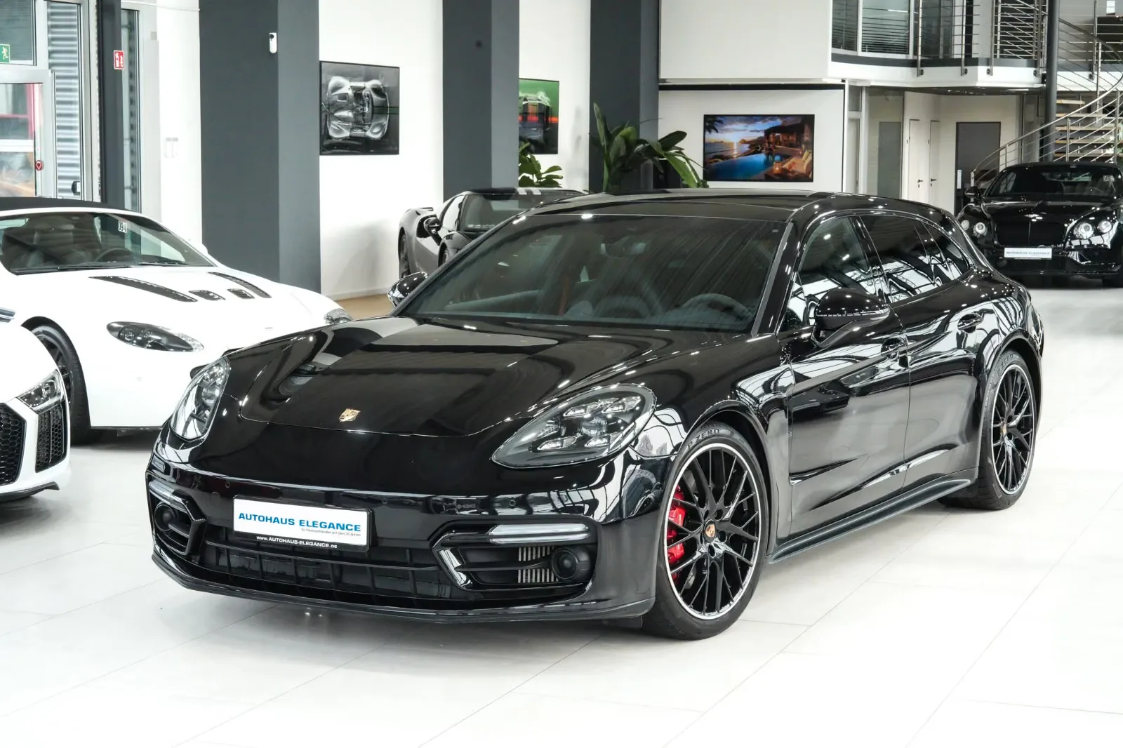 2020 Porsche Panamera GTS Sport Turismo, 7/30