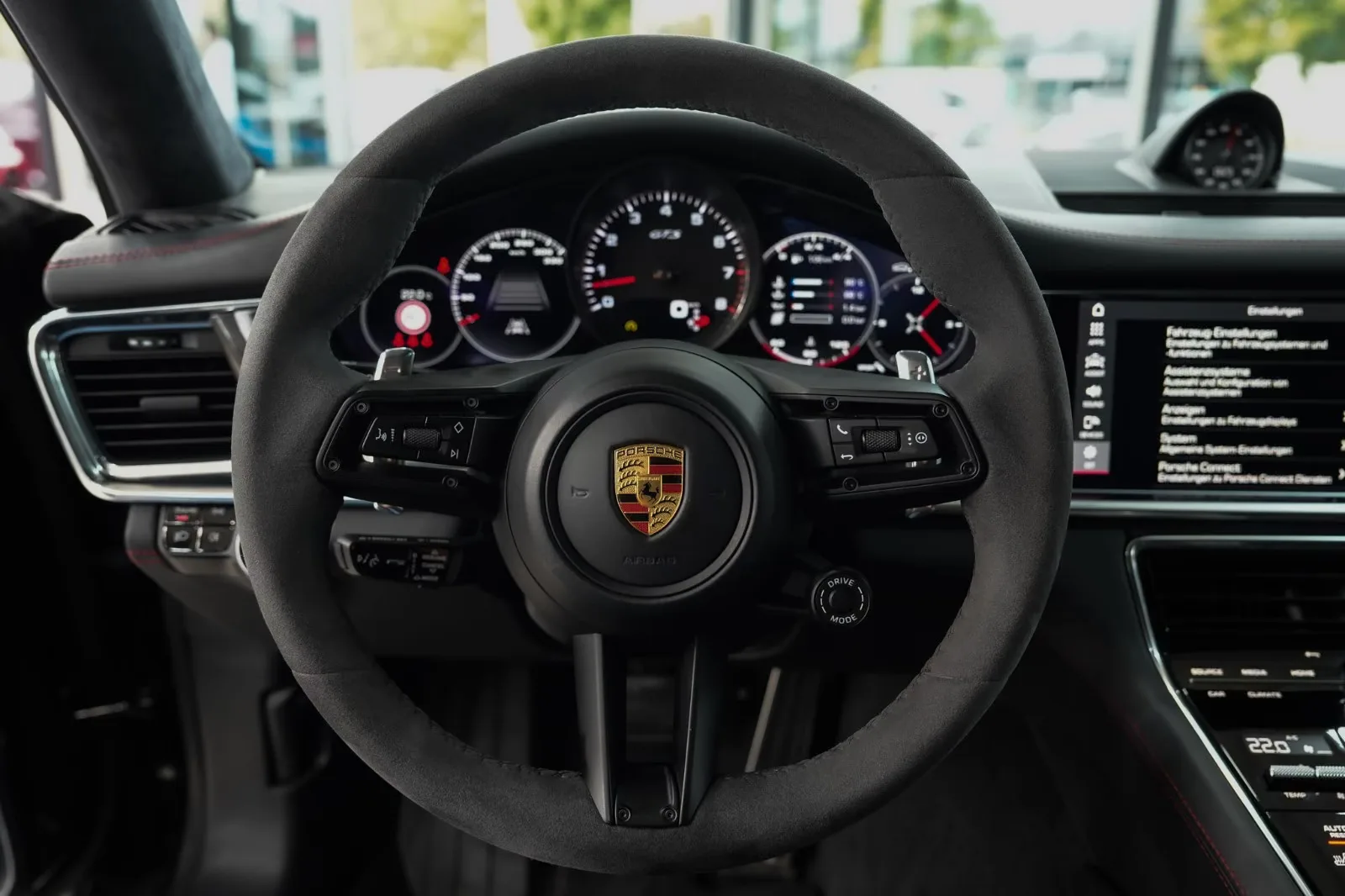 2020 Porsche Panamera GTS Sport Turismo, 23/30