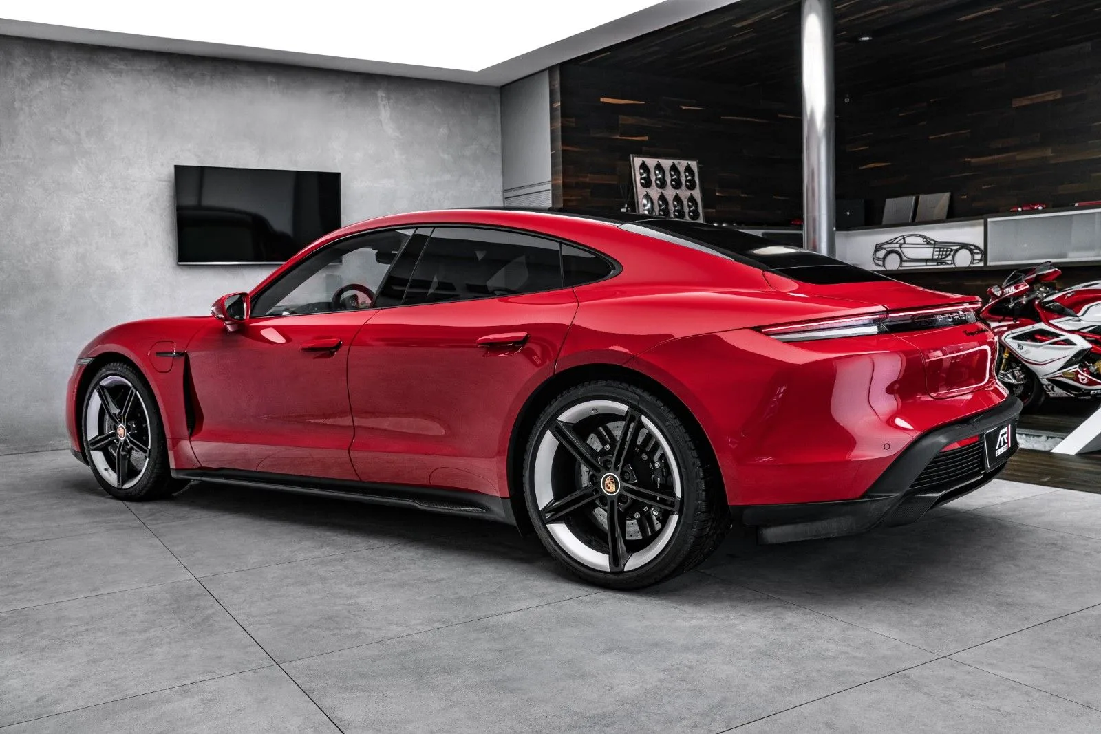 2020 Porsche Taycan Turbo S, 7/18