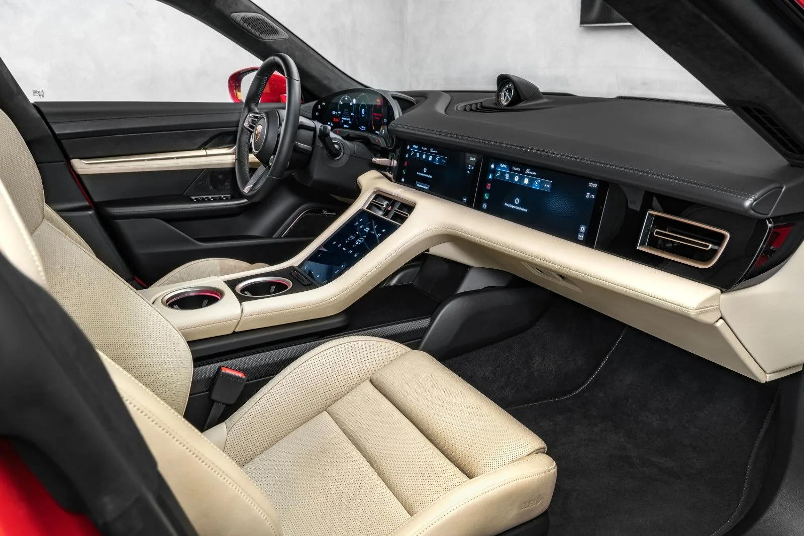 2020 Porsche Taycan Turbo S, 12/18