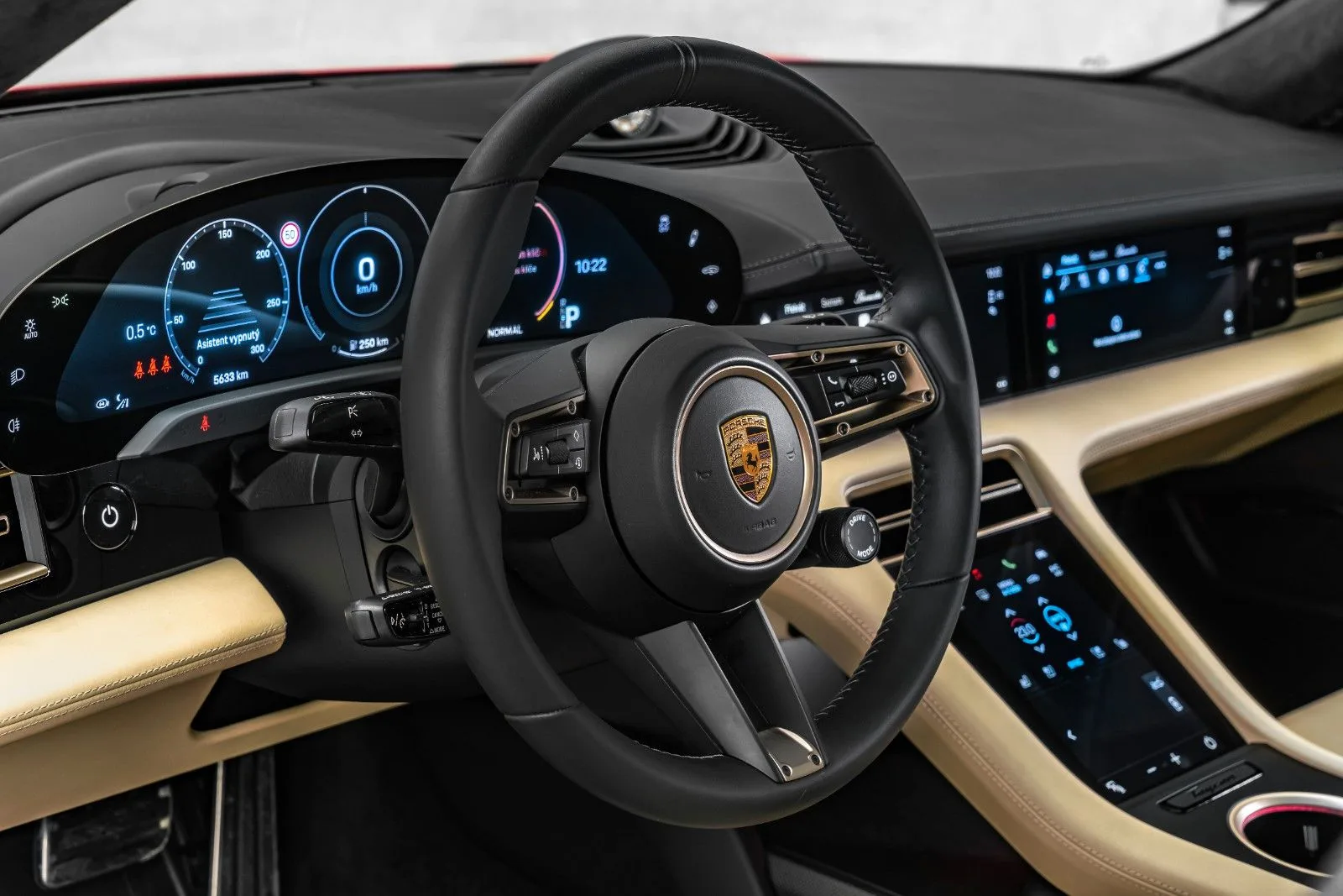 2020 Porsche Taycan Turbo S, 15/18