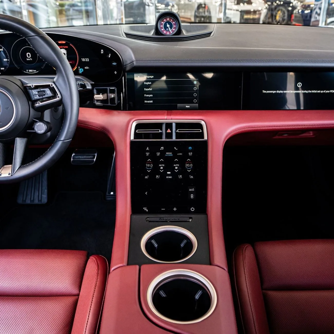 2020 Porsche Taycan Turbo S, 8/12