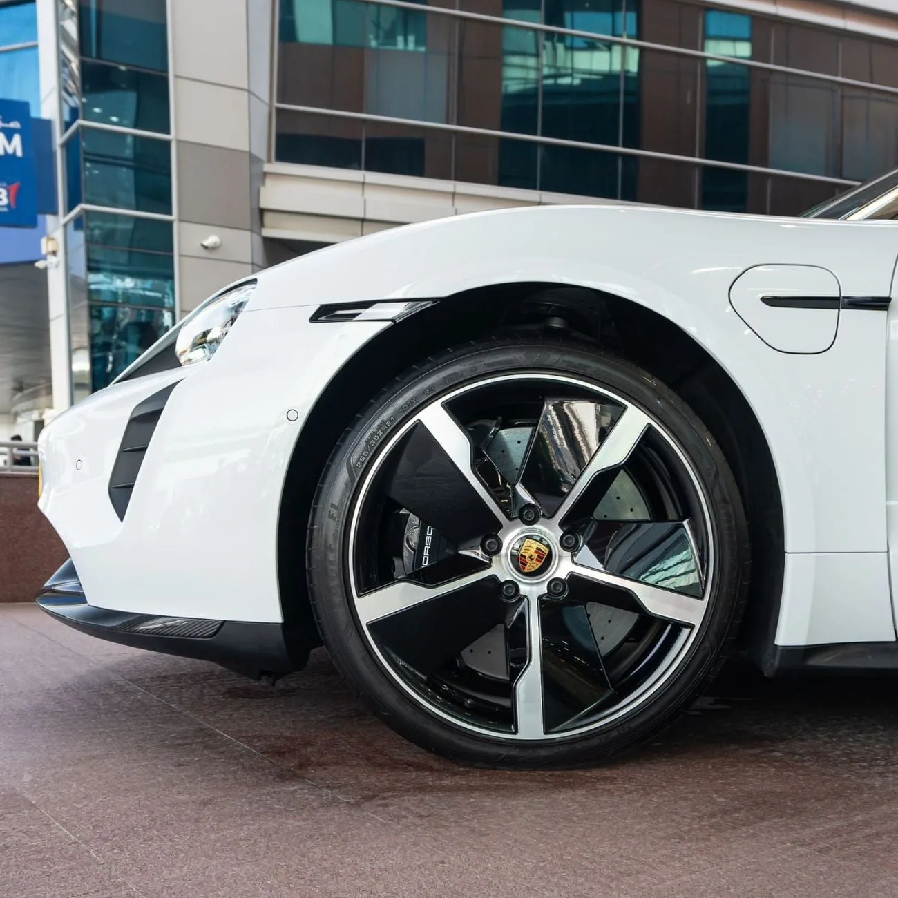 2020 Porsche Taycan Turbo S, 12/12
