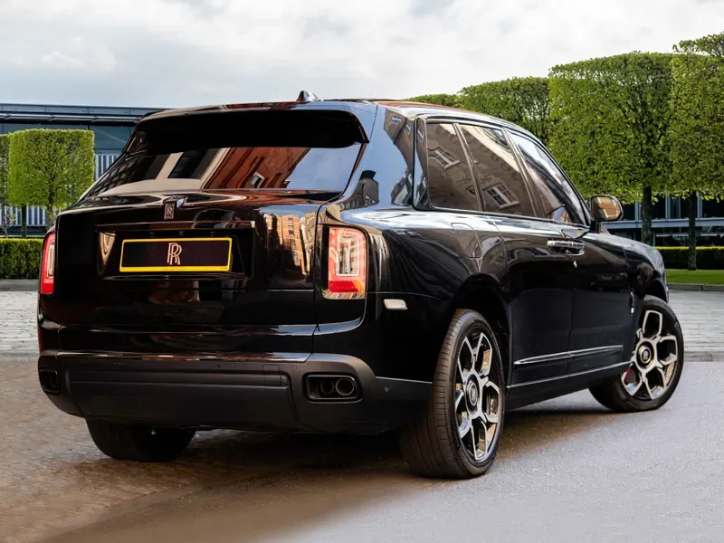 2020 Rolls-Royce Cullinan Black Badge, 2/29