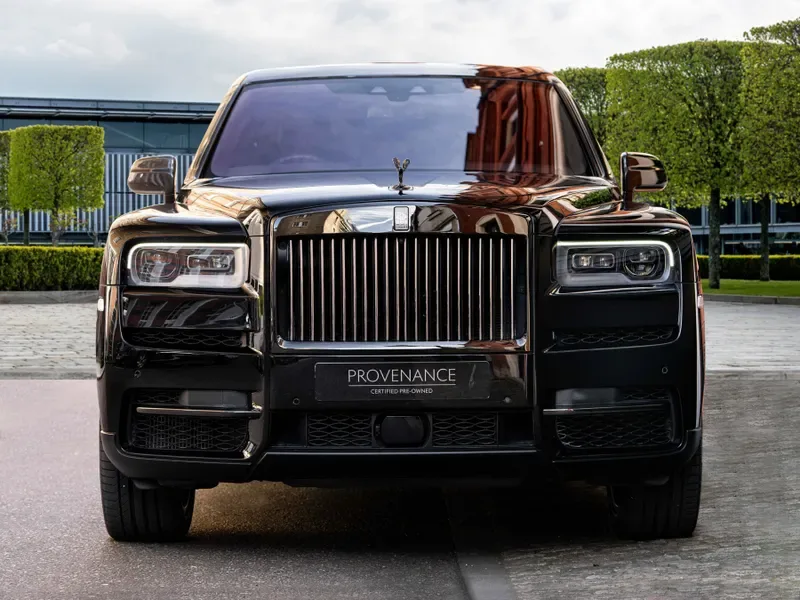 2020 Rolls-Royce Cullinan Black Badge, 6/29