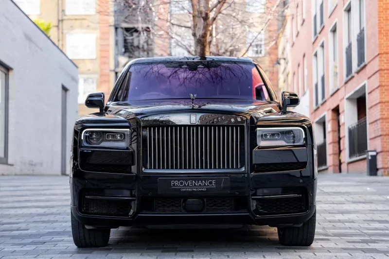2020 Rolls-Royce Cullinan Black Badge, 15/29
