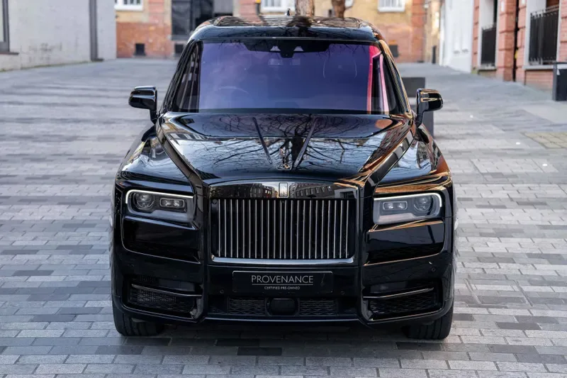 2020 Rolls-Royce Cullinan Black Badge, 16/29