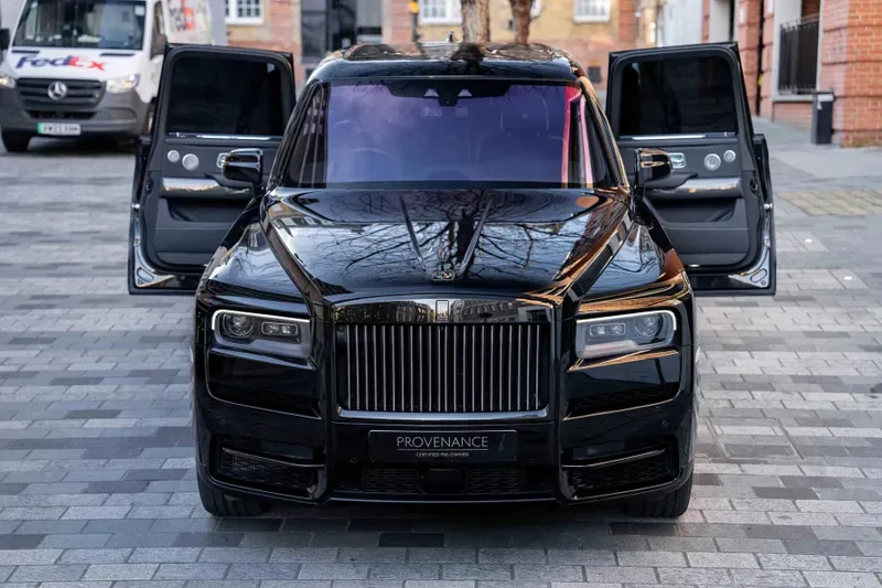 2020 Rolls-Royce Cullinan Black Badge, 17/29