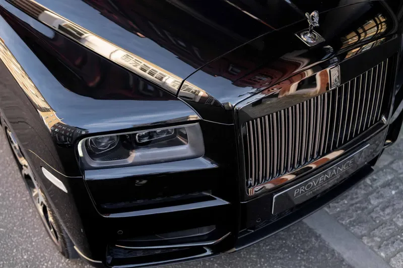 2020 Rolls-Royce Cullinan Black Badge, 18/29