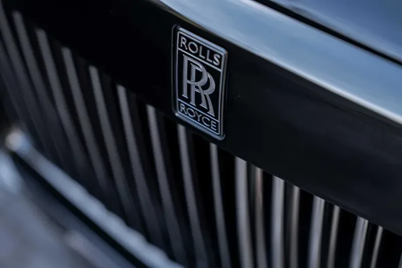 2020 Rolls-Royce Cullinan Black Badge, 21/29