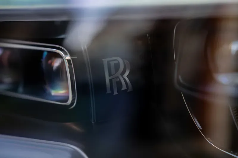 2020 Rolls-Royce Cullinan Black Badge, 28/29