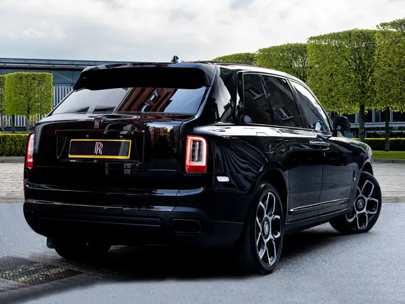 2020 Rolls-Royce Cullinan Black Badge, 2/29