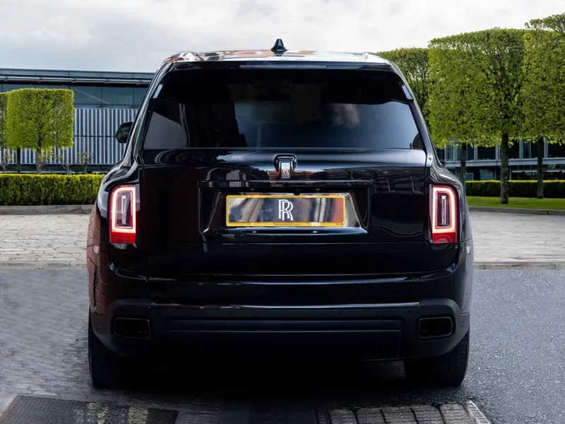 2020 Rolls-Royce Cullinan Black Badge, 5/29