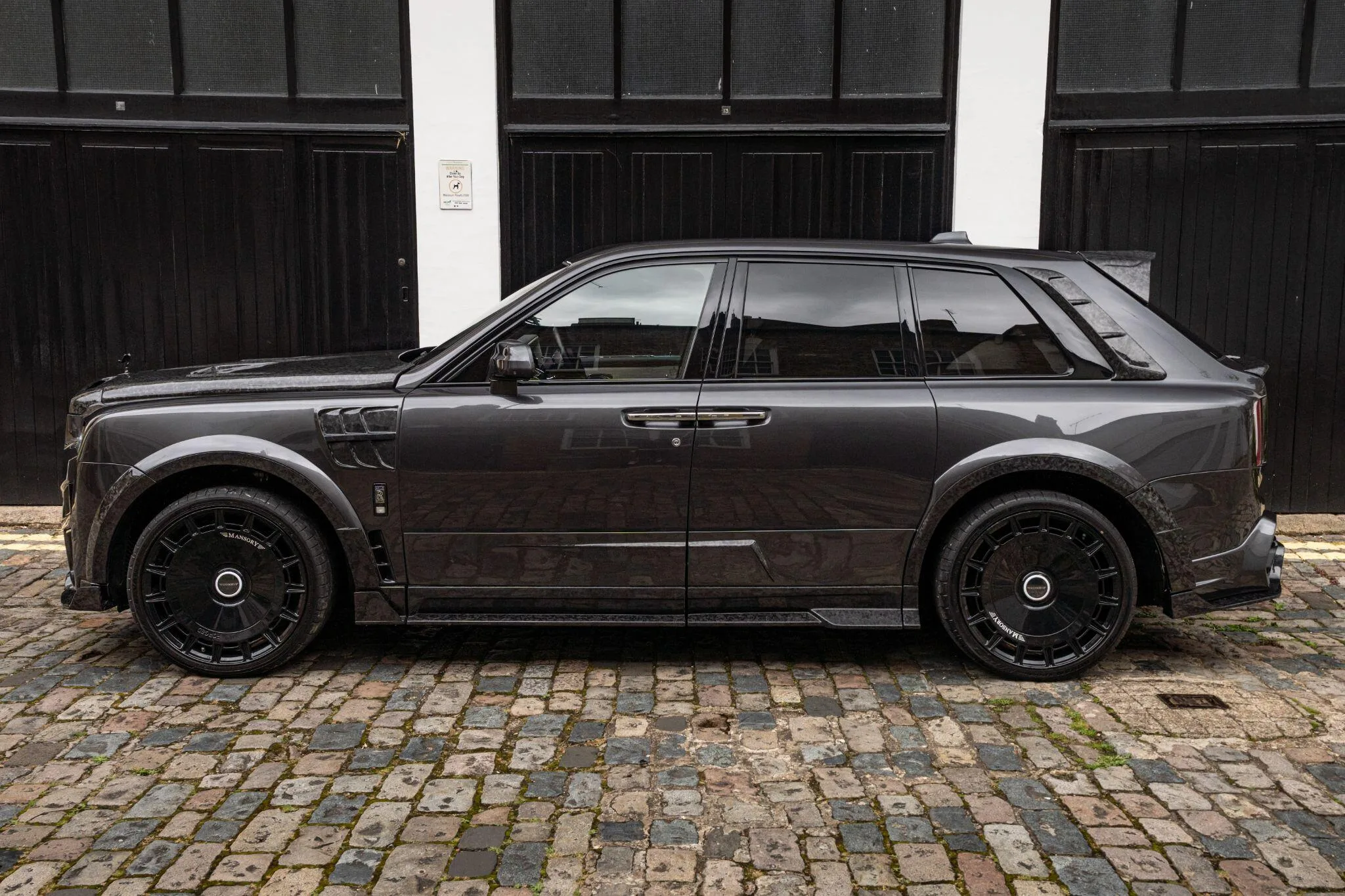 2020 Rolls-Royce Cullinan by Mansory, 14/30