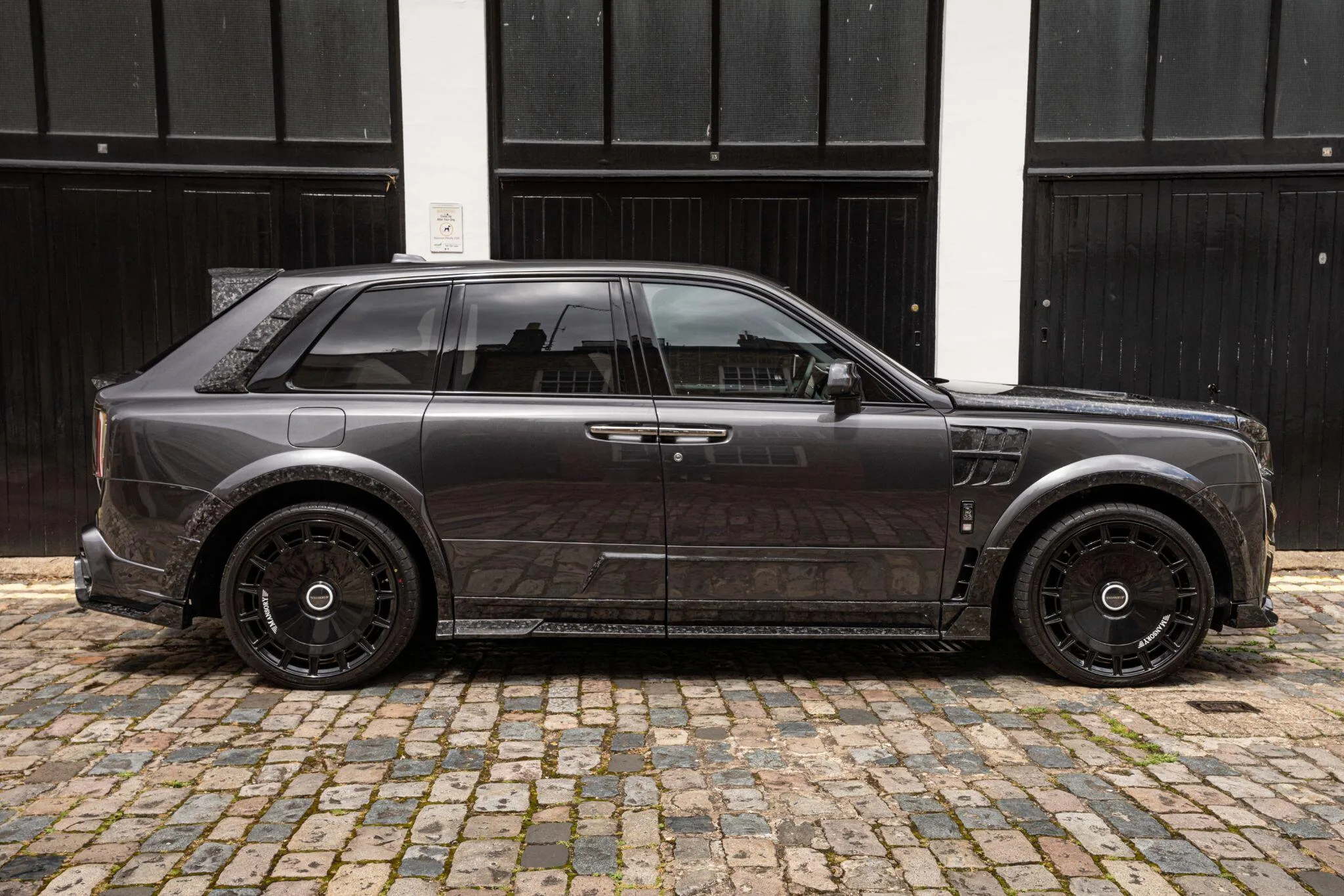 2020 Rolls-Royce Cullinan by Mansory, 18/30