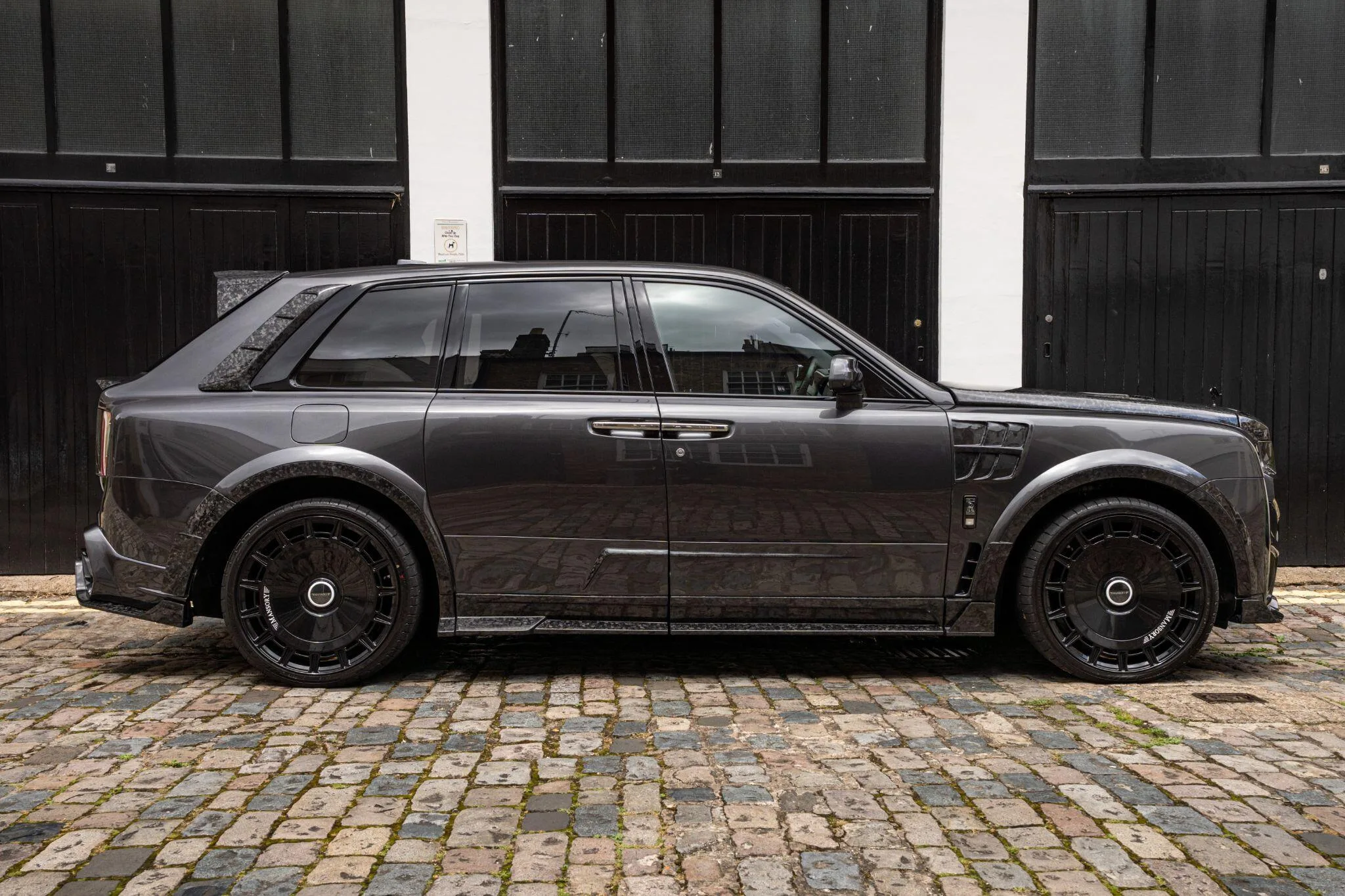 2020 Rolls-Royce Cullinan by Mansory, 19/30