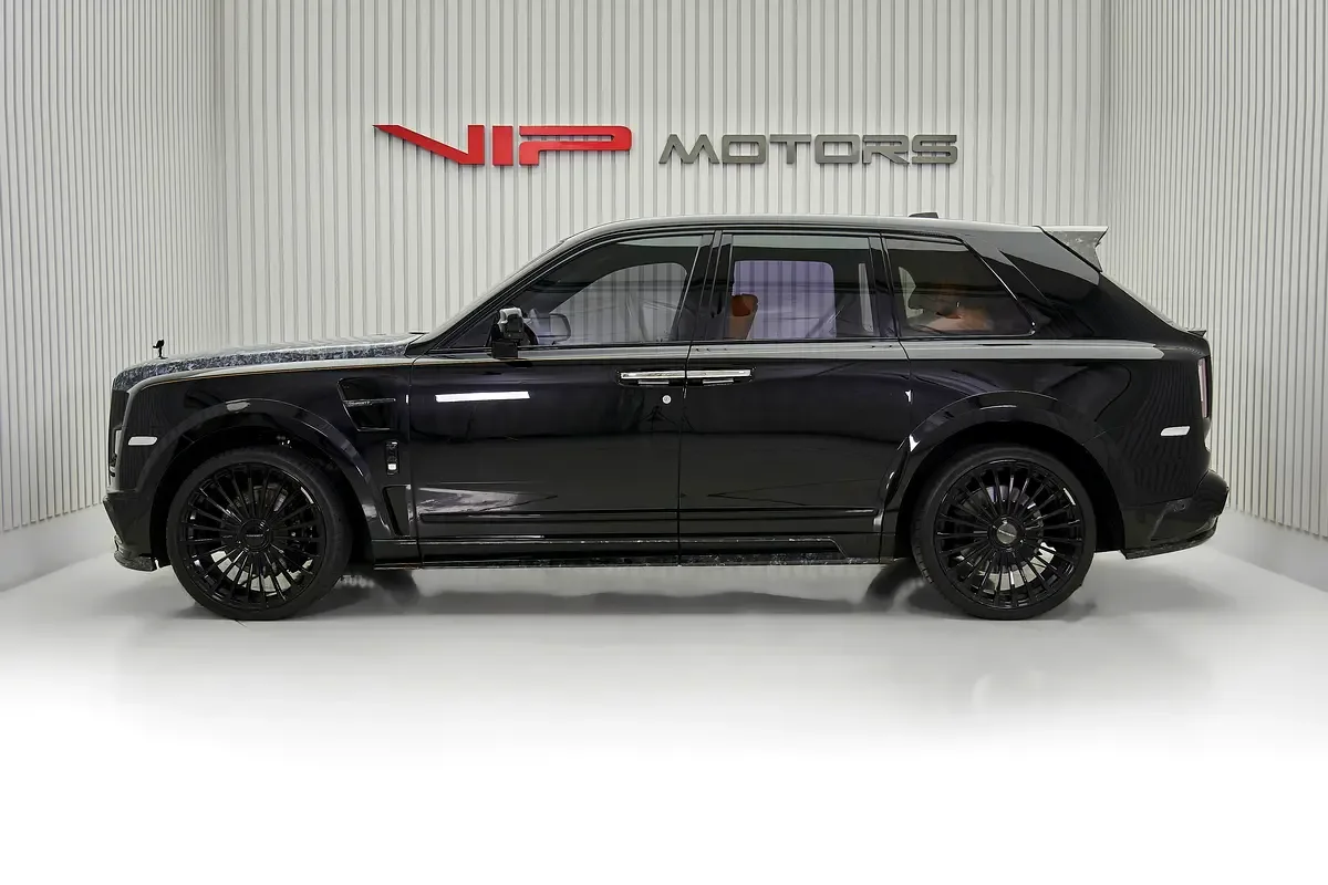 2020 Rolls-Royce Cullinan by Mansory, 7/14