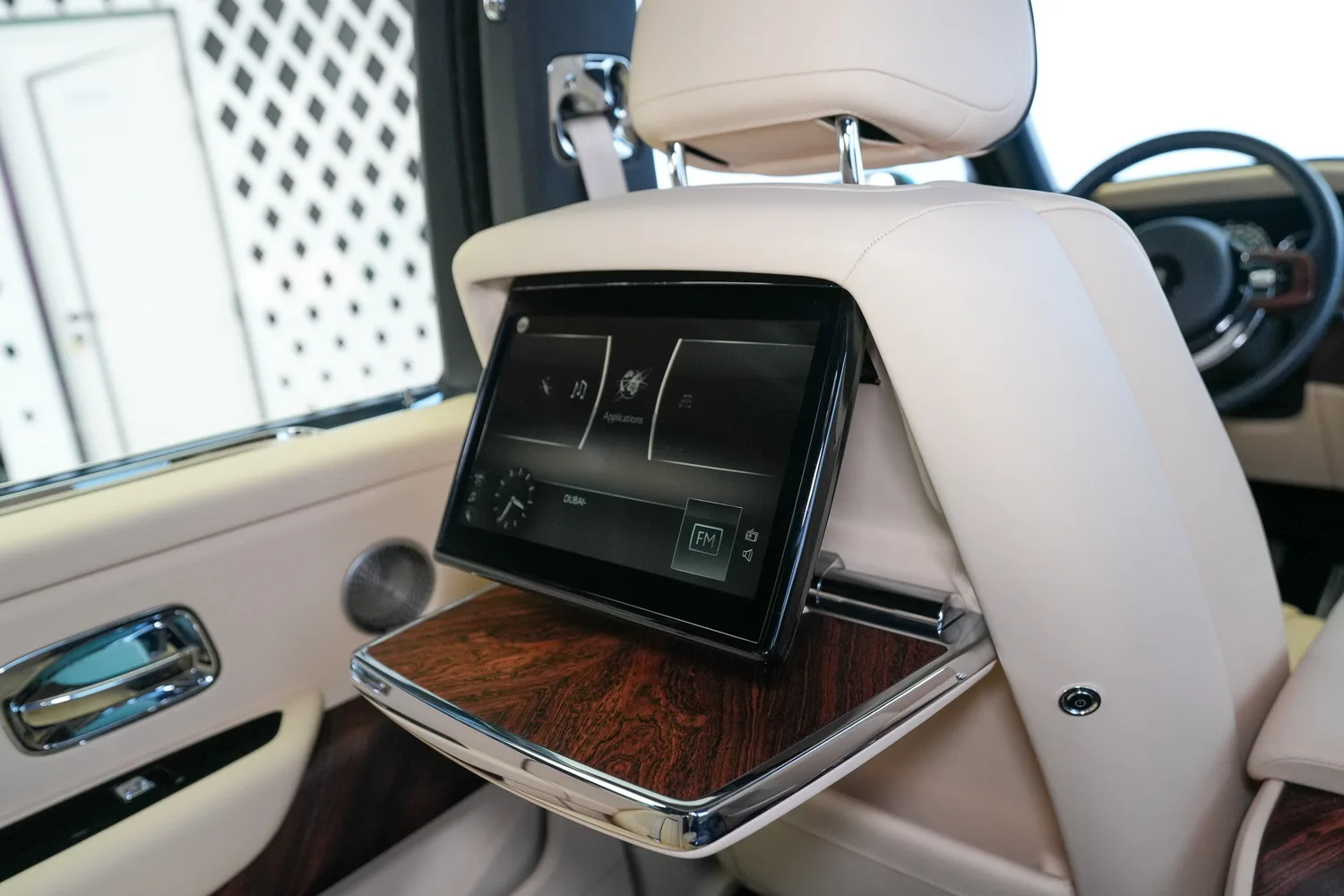 2020 Rolls-Royce Cullinan, 9/17
