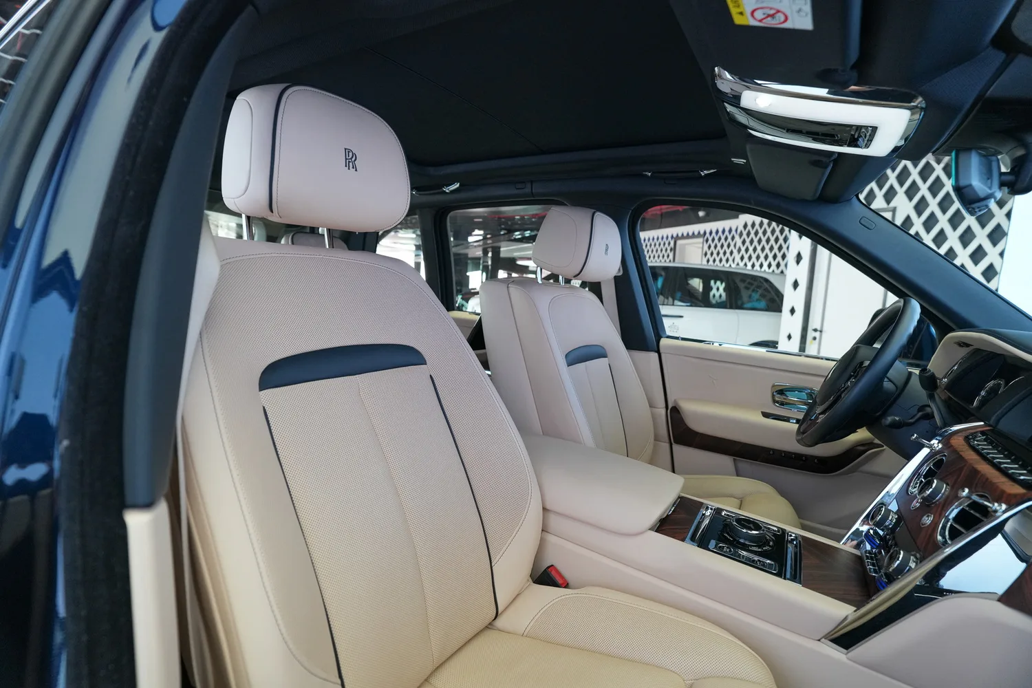 2020 Rolls-Royce Cullinan, 11/17