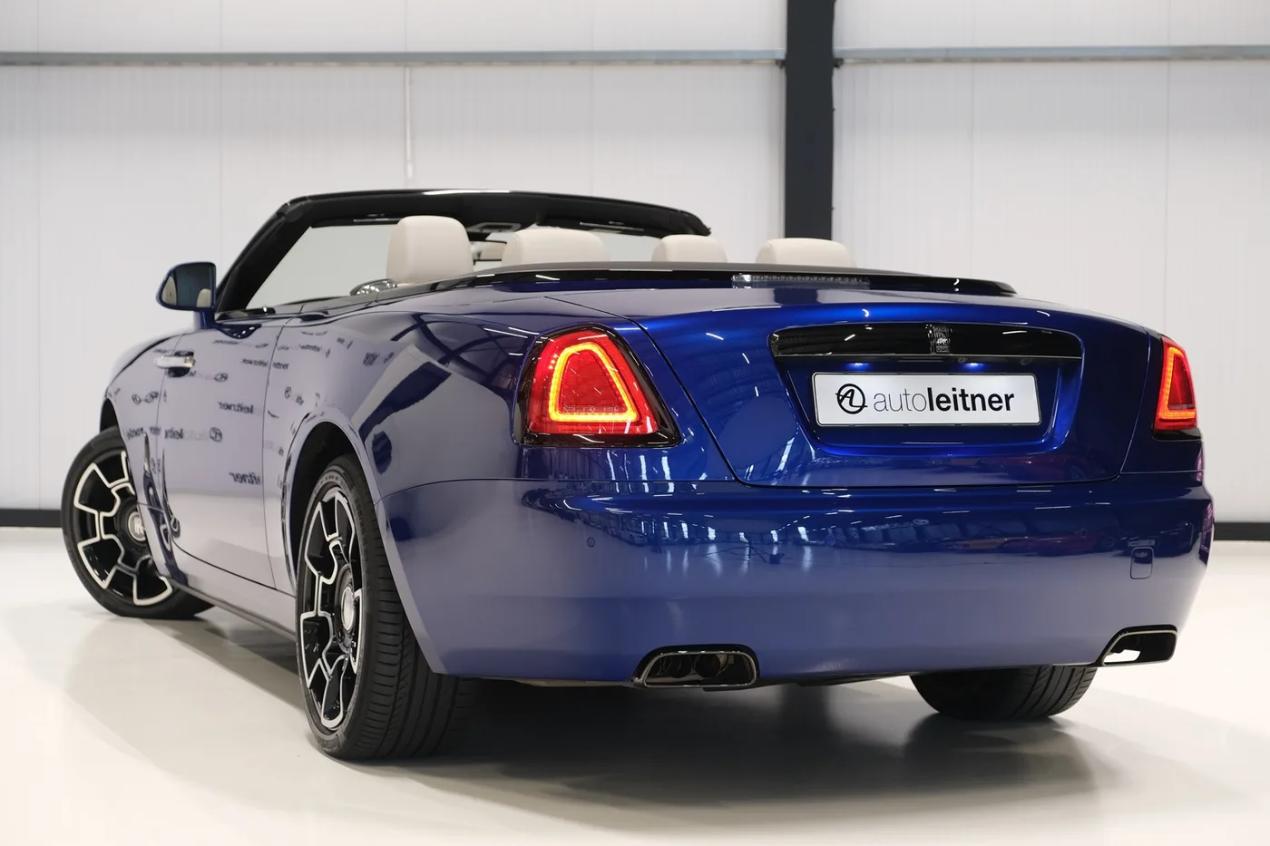 2020 Rolls-Royce Dawn Black Badge offered by a collector car dealer in Alkmaar, Netherlands, photo 10 of 15
