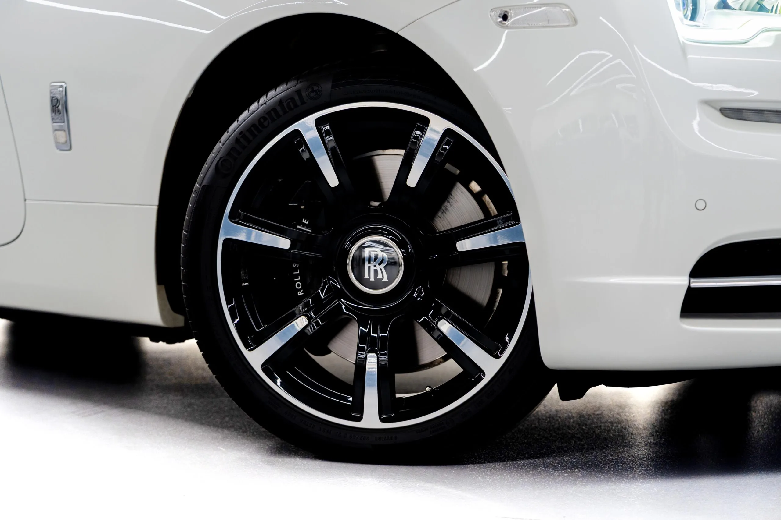 2020 Rolls-Royce Dawn, 7/20