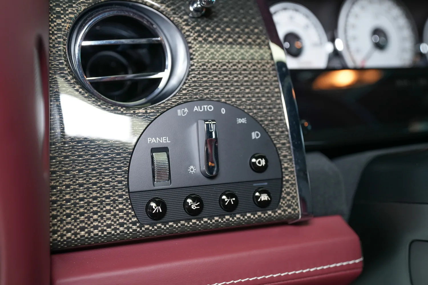 2020 Rolls-Royce Wraith Black Badge, 2/17