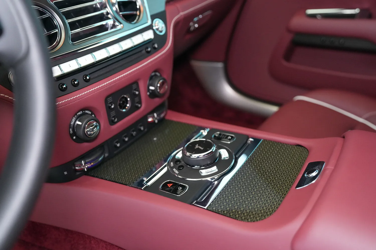 2020 Rolls-Royce Wraith Black Badge, 3/17