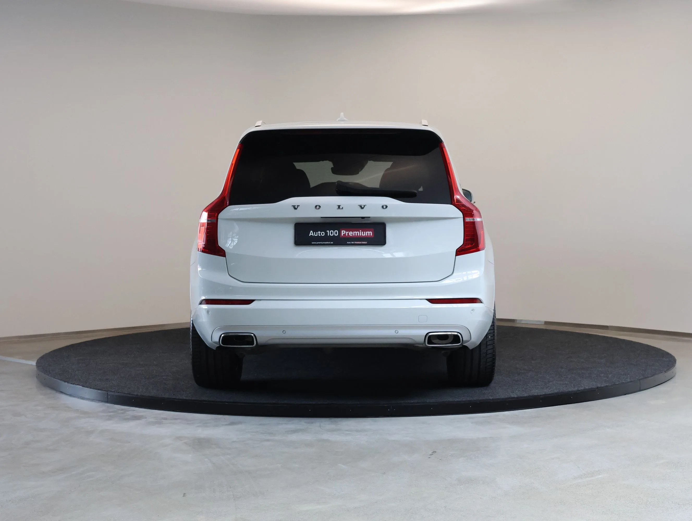 2020 Volvo XC90 B5 AWD R-Design, 7/26