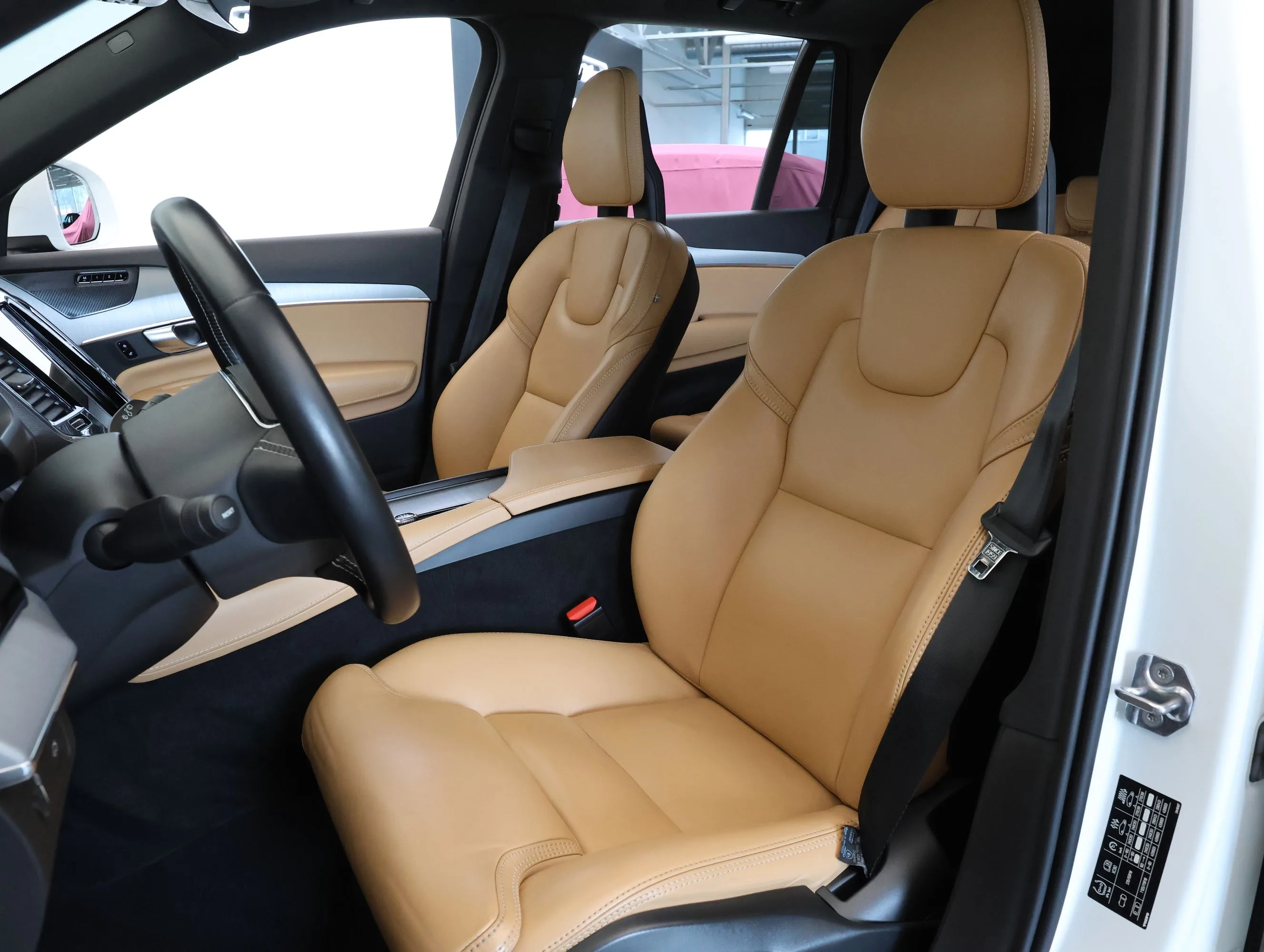 2020 Volvo XC90 B5 AWD R-Design, 9/26