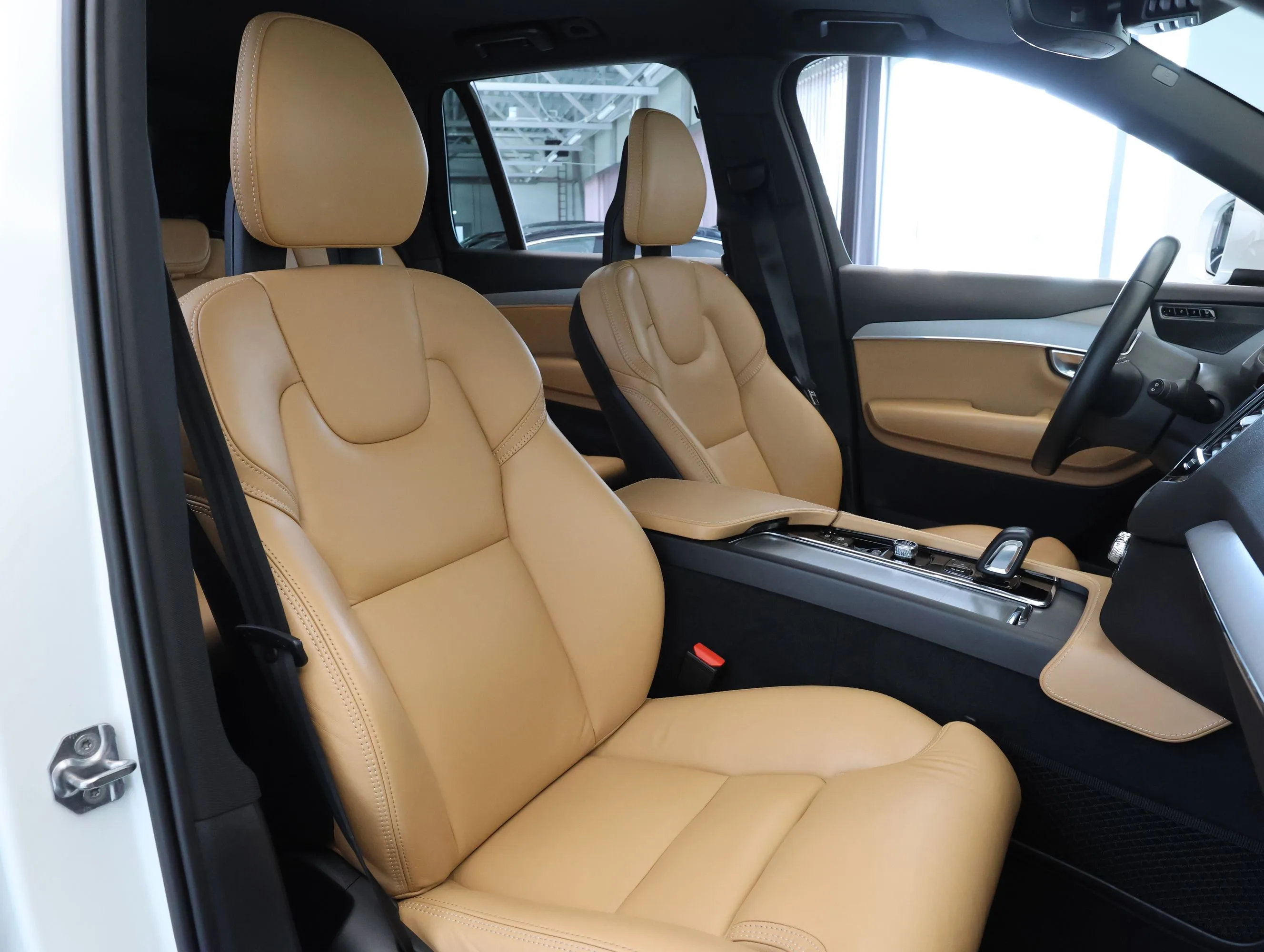 2020 Volvo XC90 B5 AWD R-Design, 17/26