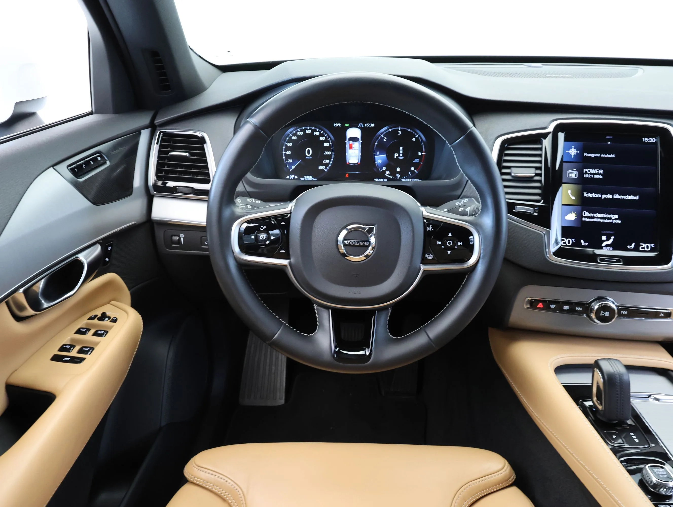 2020 Volvo XC90 B5 AWD R-Design, 21/26