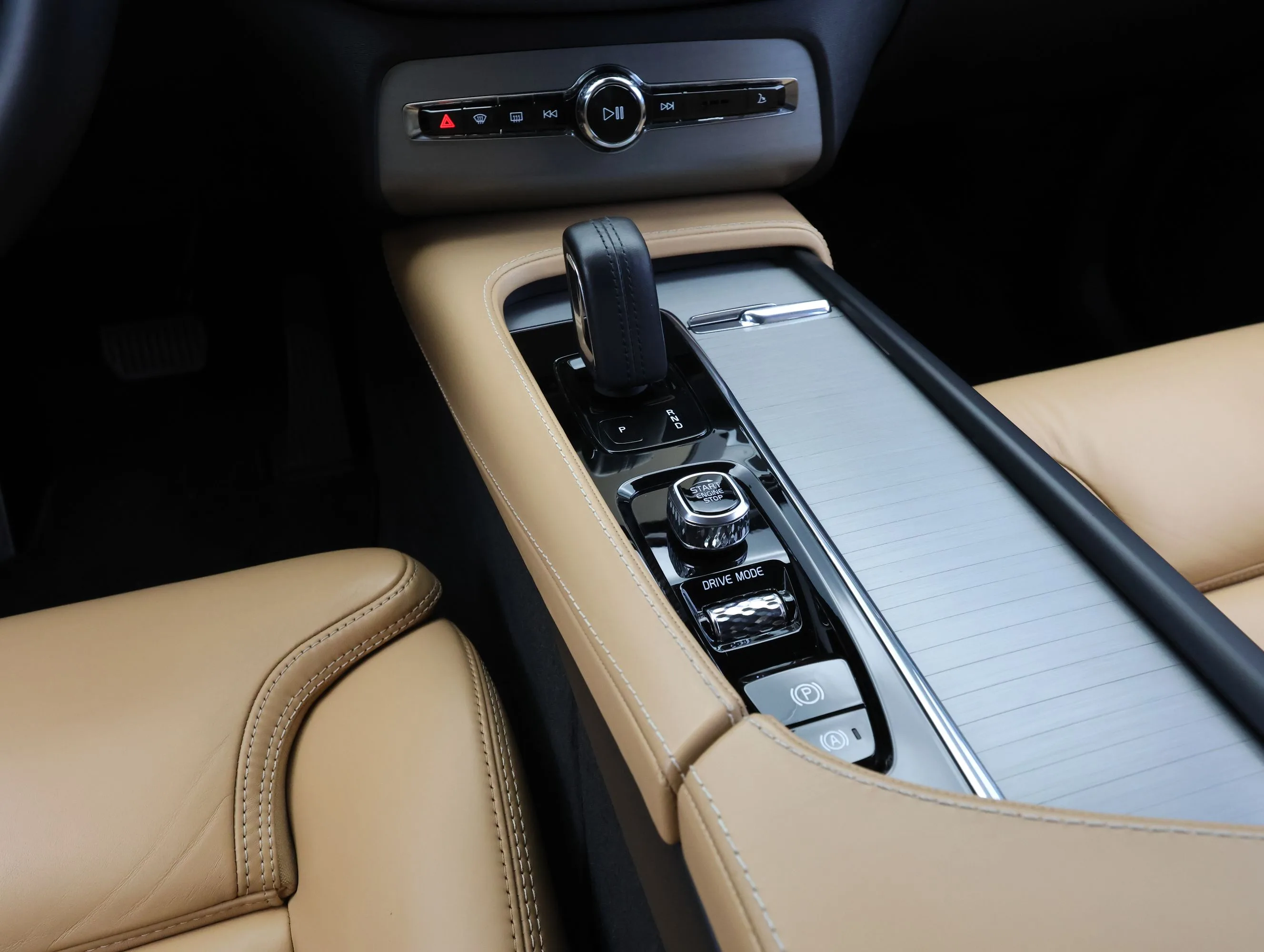 2020 Volvo XC90 B5 AWD R-Design, 22/26