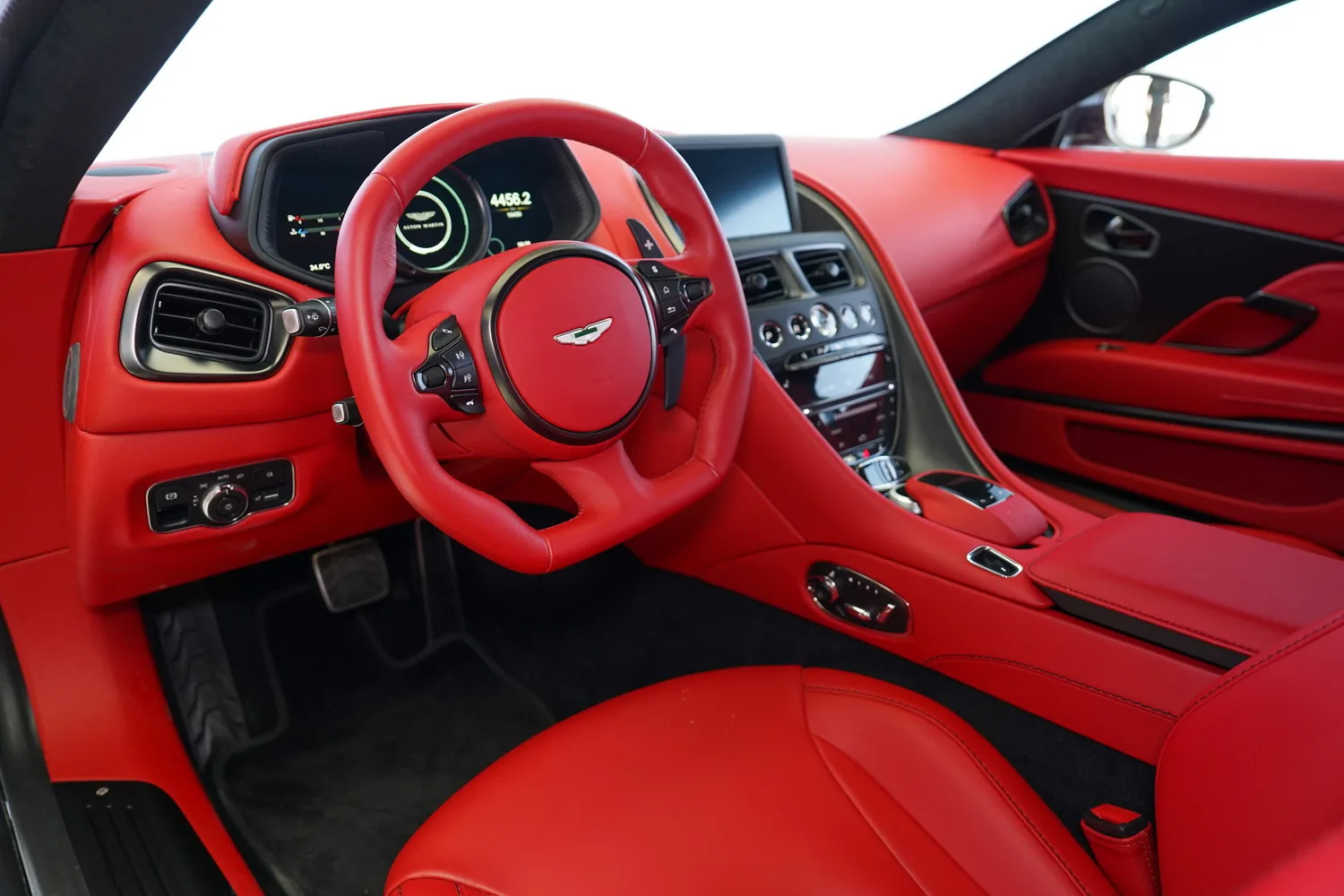 2021 Aston Martin DB11 AMR, 6/16