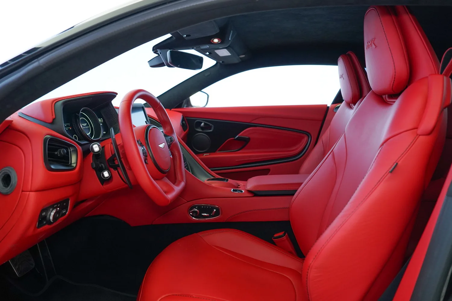 2021 Aston Martin DB11 AMR, 10/16