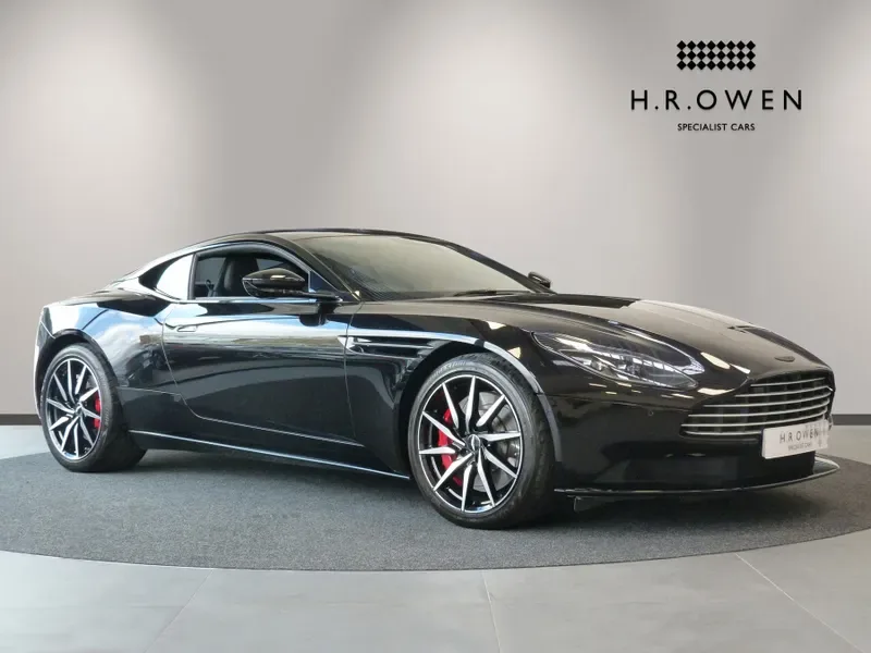 2021 Aston Martin DB11 V8 angeboten von einer Vertragshändlergruppe in Cheltenham, Vereinigtes Königreich, Hauptfoto