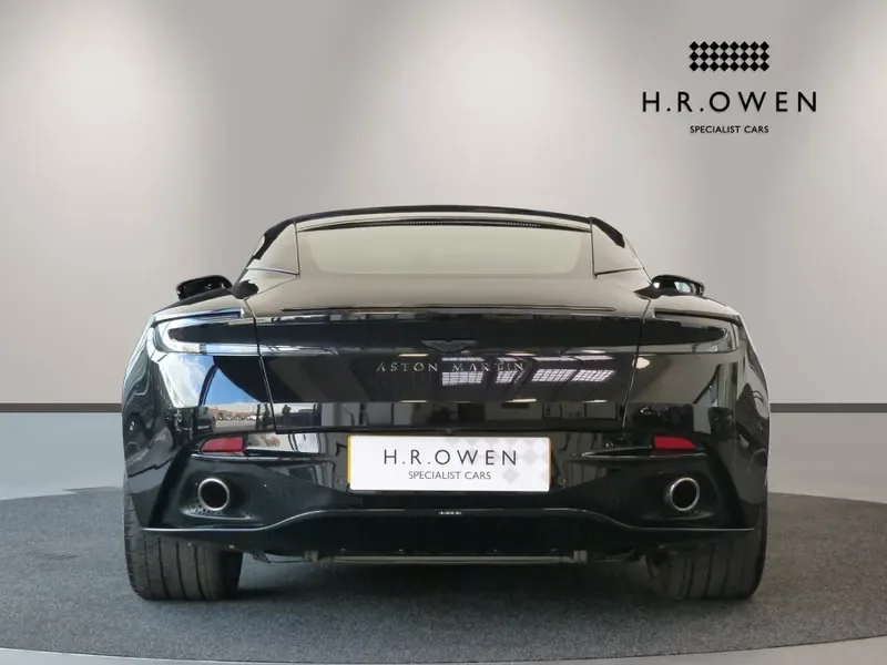 2021 Aston Martin DB11 V8, 9/27