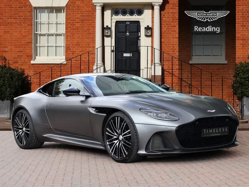 2021 Aston Martin DBS Superleggera angeboten von einer Vertragshändlergruppe in Pangbourne, Vereinigtes Königreich, Hauptfoto