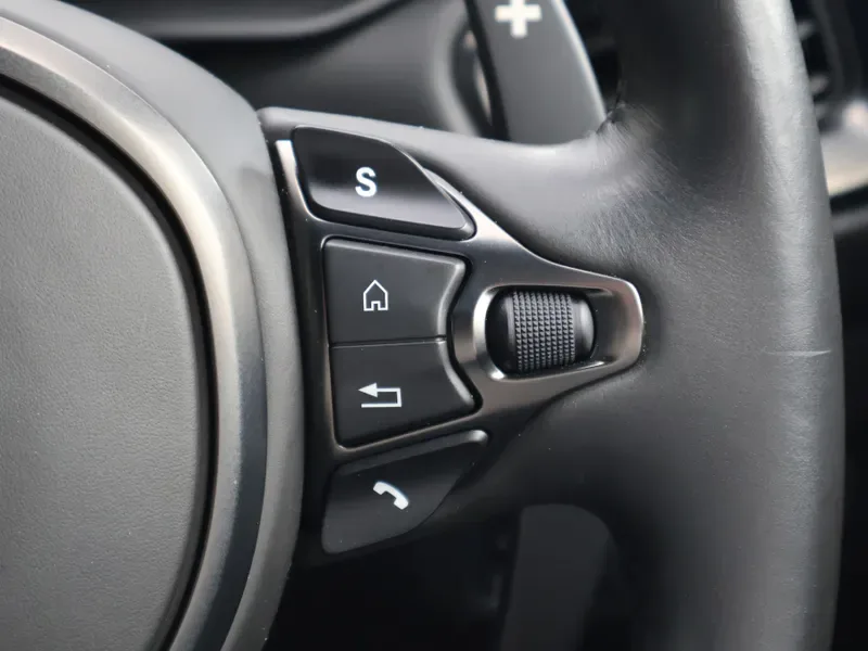 2021 Aston Martin DBS Superleggera, 15/30