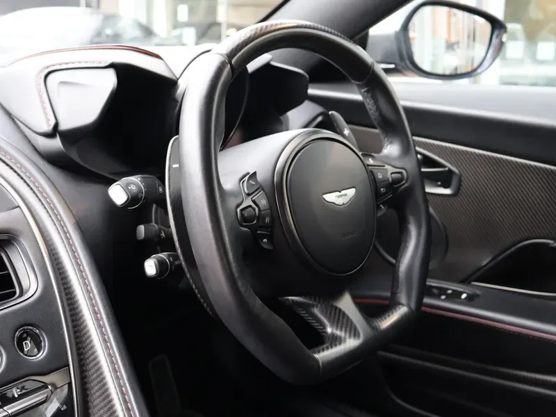 2021 Aston Martin DBS Superleggera Volante, 17/30