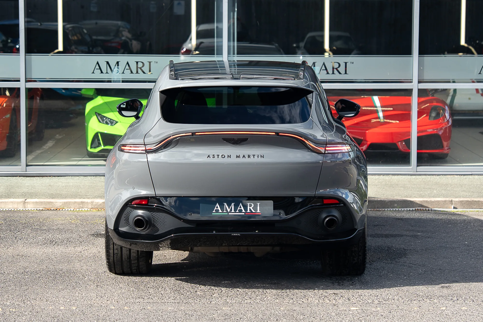 2021 Aston Martin DBX V8, 8/30