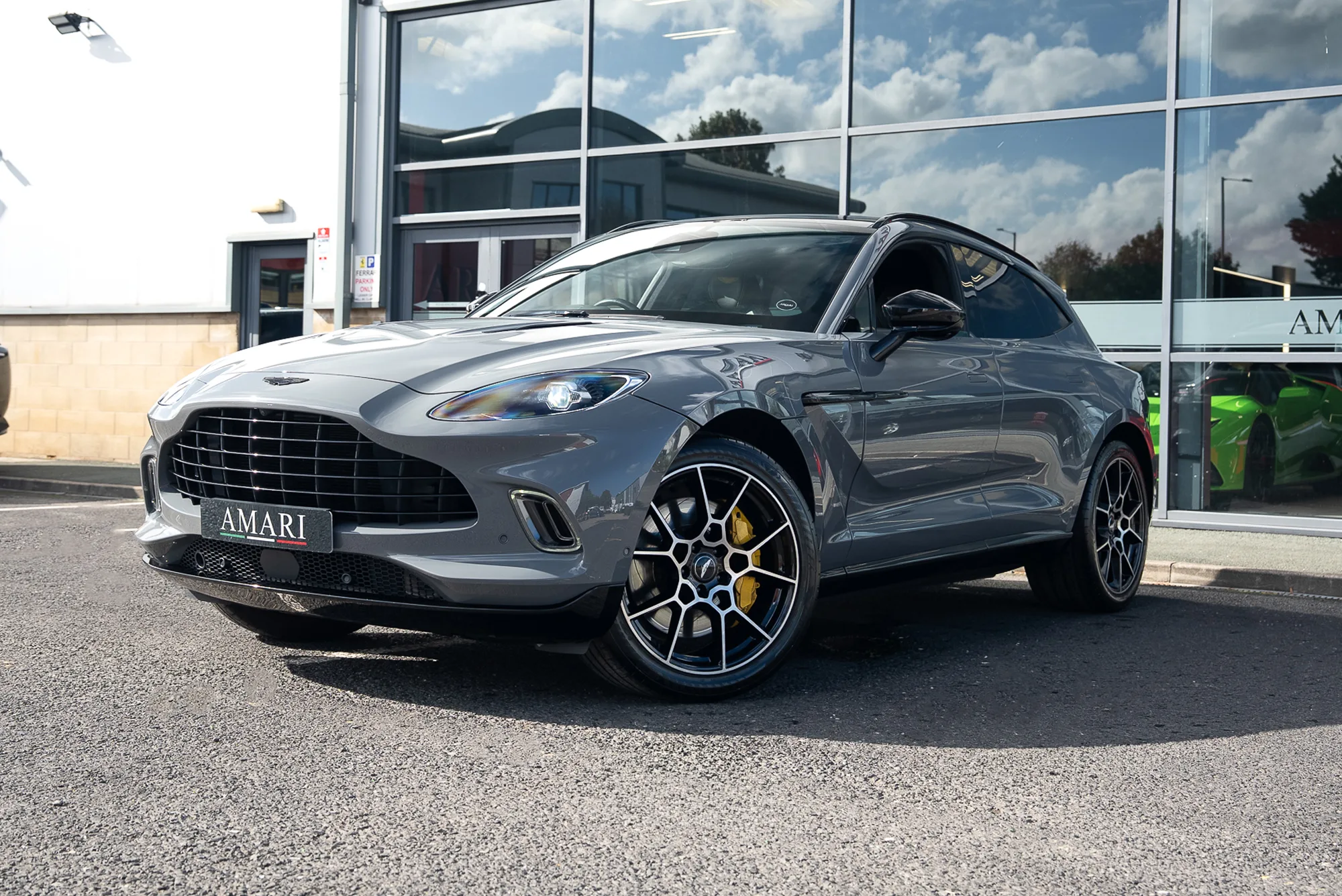 2021 Aston Martin DBX V8, 13/30