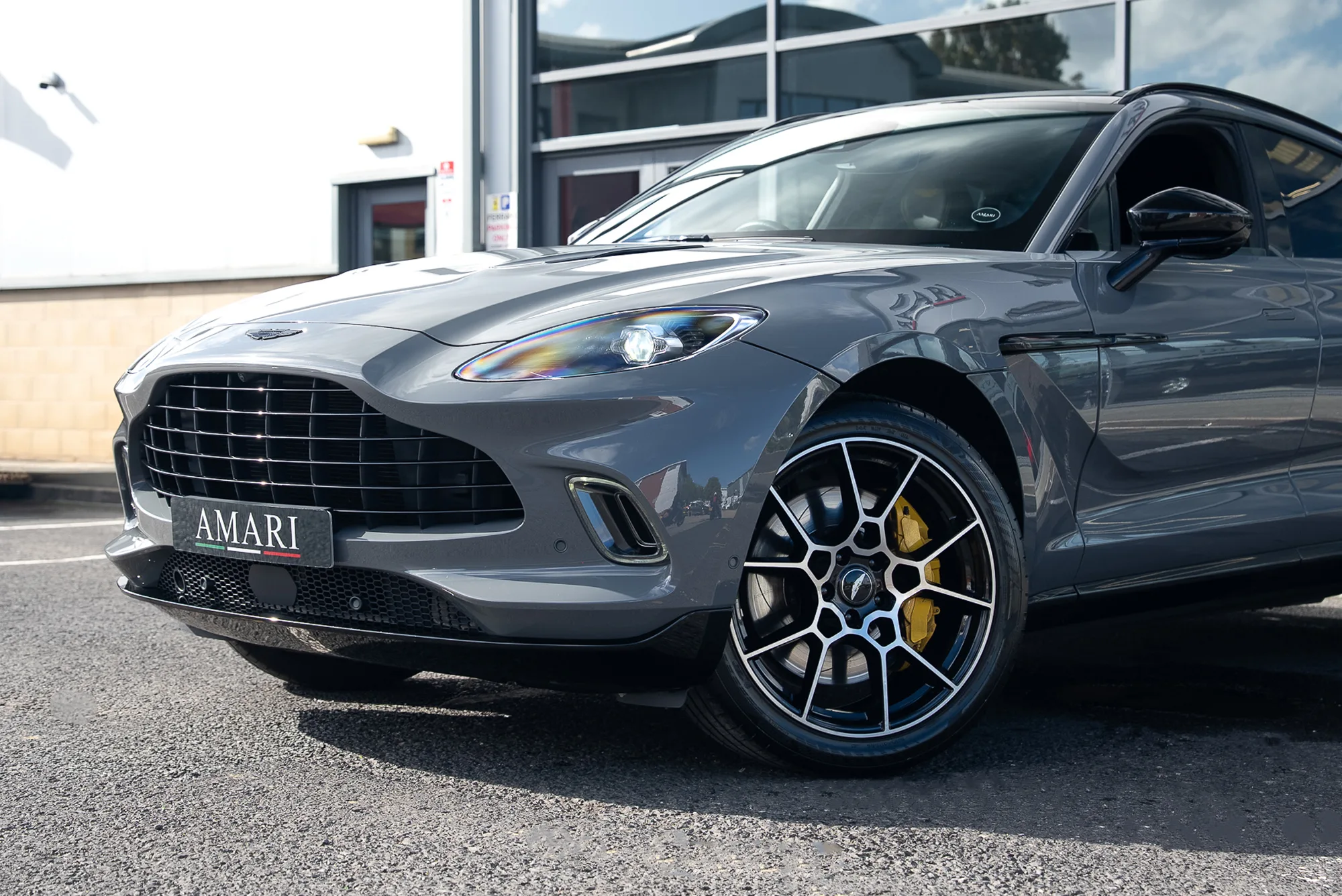 2021 Aston Martin DBX V8, 14/30