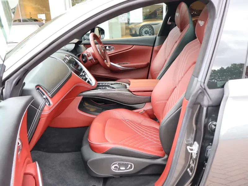 2021 Aston Martin DBX, 17/30