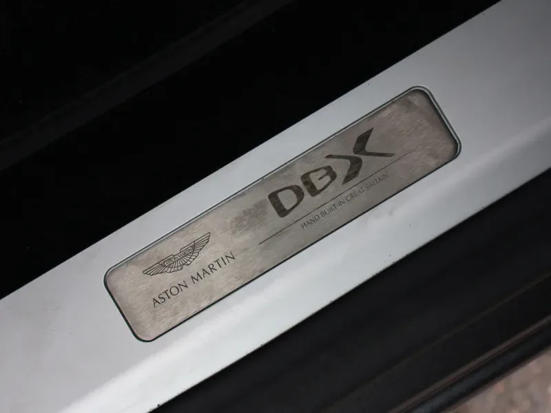 2021 Aston Martin DBX, 29/30