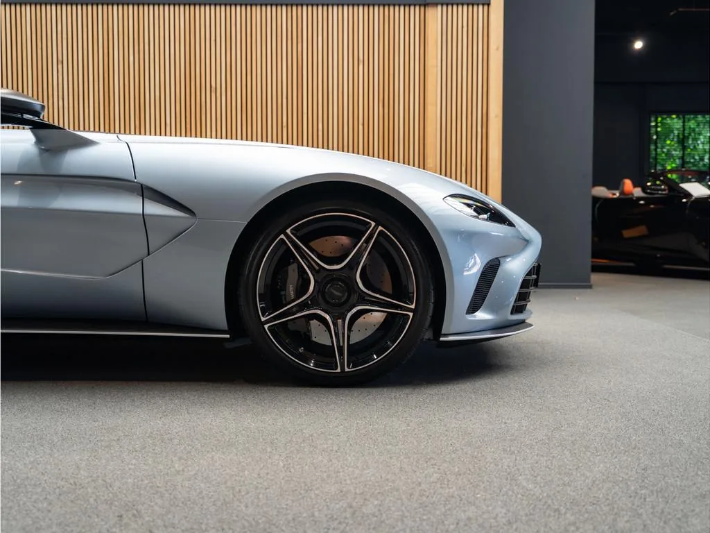2021 Aston Martin V12 Speedster, 12/30